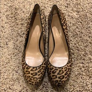 NWOT Banana Republic Leopard Print Heels - size 9